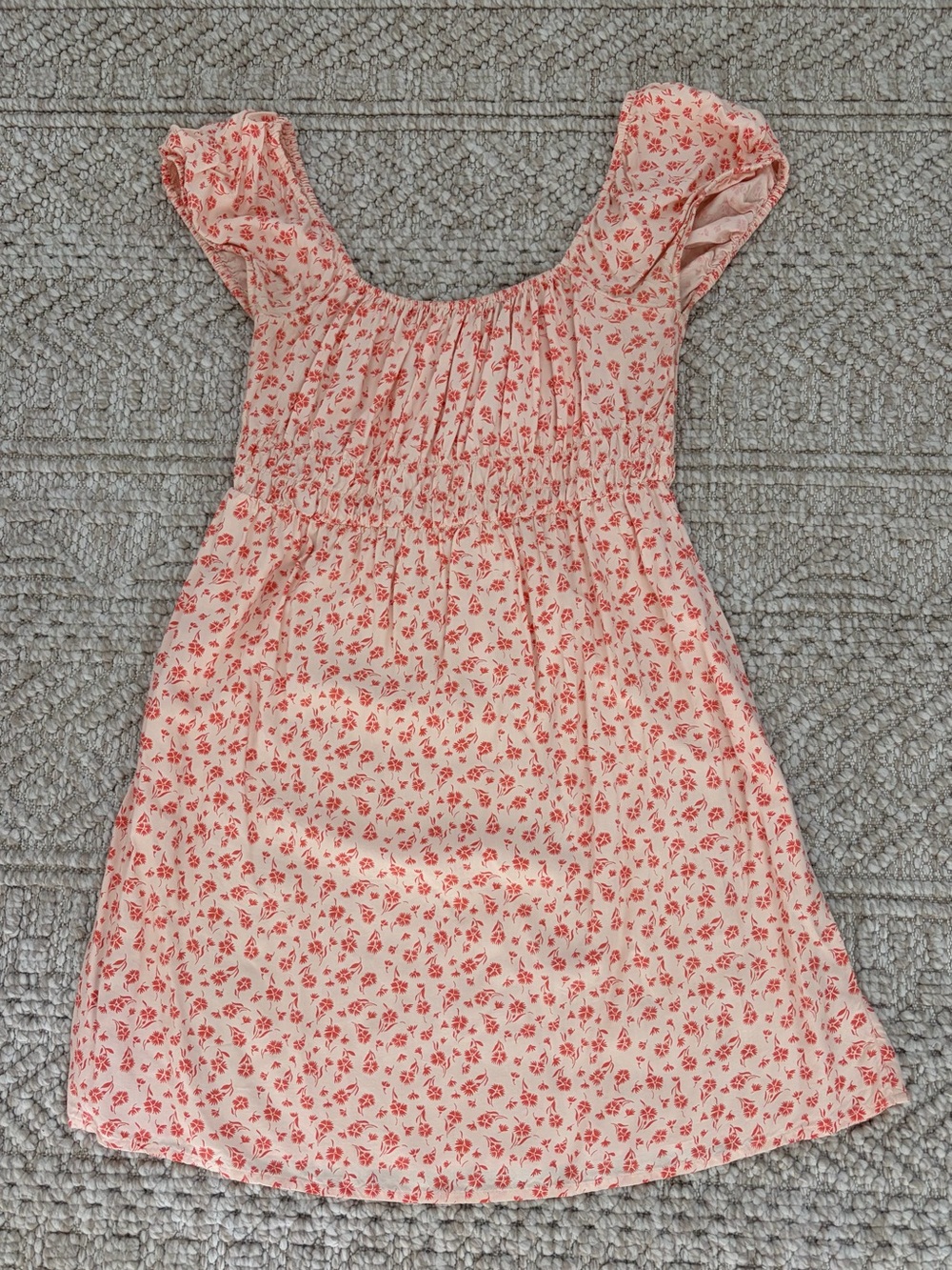 Billabong floral dress in peach and white- size medium